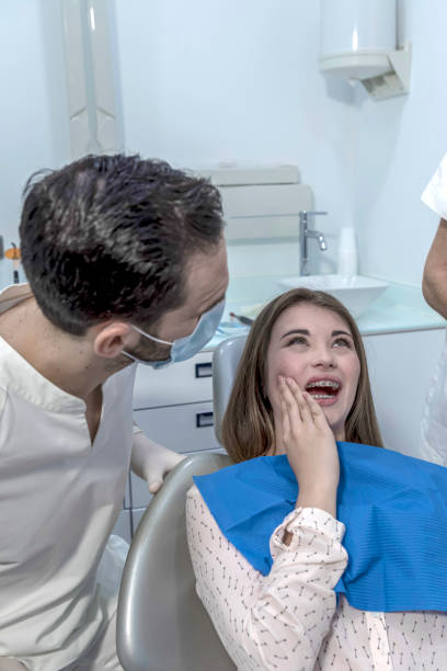Best Emergency Broken Tooth Repair in Ferdand, IN
